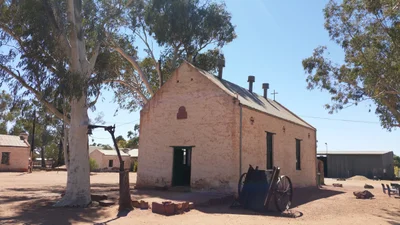Hermannsburg - Photo 2