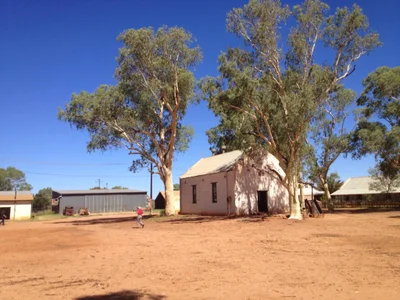 Hermannsburg - Photo 4