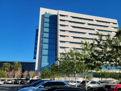 San Bernardino - Photo 2