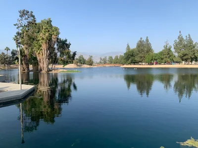 San Bernardino - Photo 4