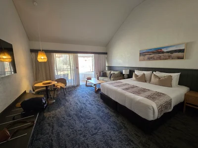 Kings Canyon Resort - Photo 4