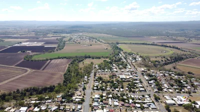 Gatton - Photo 2