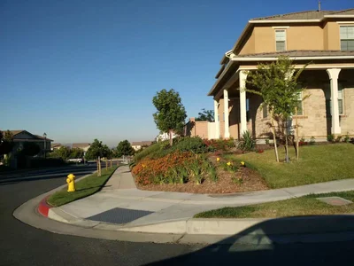 Azusa - Photo 3