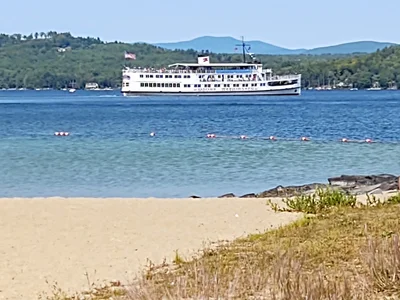 Laconia - Photo 3