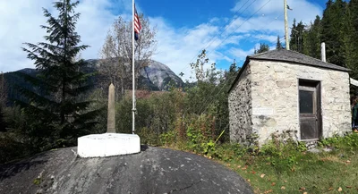 Hyder - Photo 4
