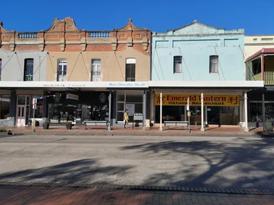 Lithgow - Photo 3