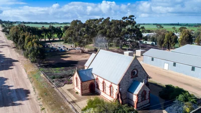 Arthurton - Photo 2
