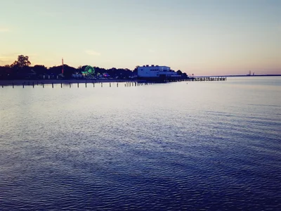 Colonial Beach - Photo 2