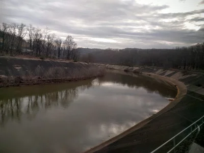 Johnstown - Photo 3