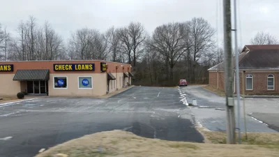 Tullahoma - Photo 2