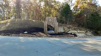 Eminence - Photo 2
