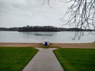 Fenton - Photo 2