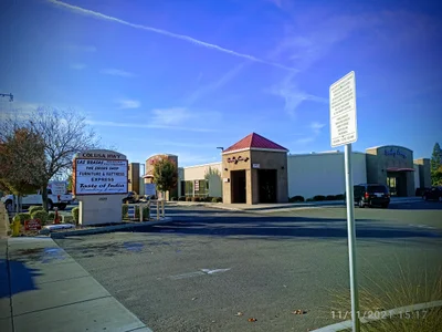 Yuba City - Photo 4