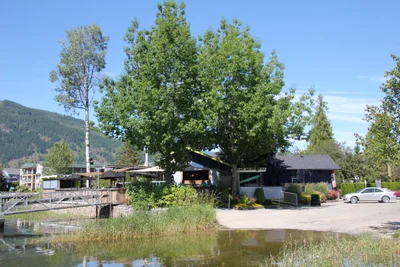 Sicamous - Photo 2