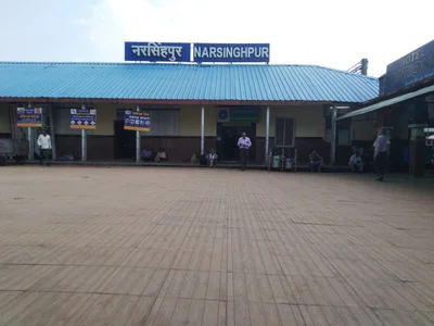 Narsinghpur - Photo 2