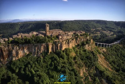 Civita di Bagnoregio - Photo 2