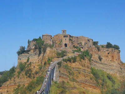 Civita di Bagnoregio - Photo 4