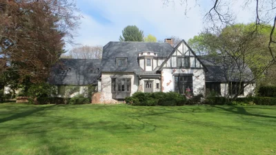 Hamden - Photo 2