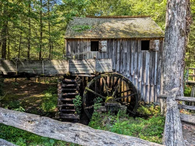 Great Smoky Mountains National Park - Photo 3