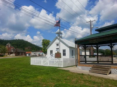 Morehead - Photo 5
