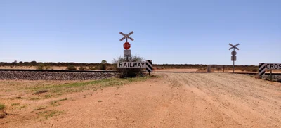 Kingoonya - Photo 2