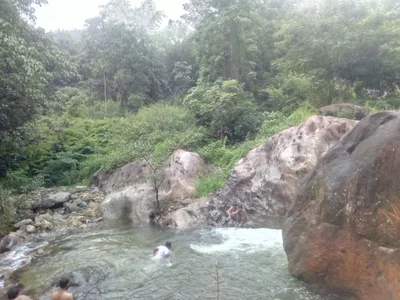 Karuvarakundu - Photo 2