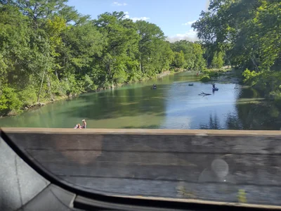 Canyon Lake - Photo 3