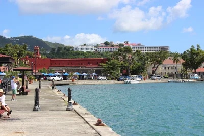 St. Thomas - Photo 5