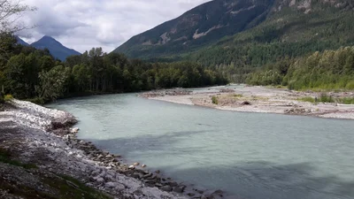 Bella Coola Valley - Photo 3