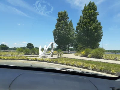 Burlington - Photo 2