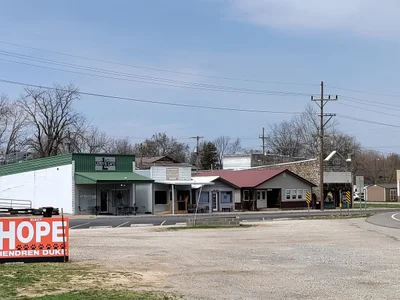 Sulphur Springs - Photo 2