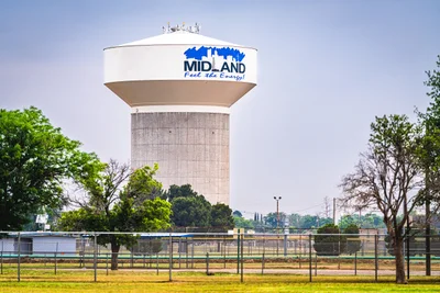 Midland - Photo 2