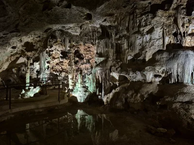 Mushroom Cave - Photo 3