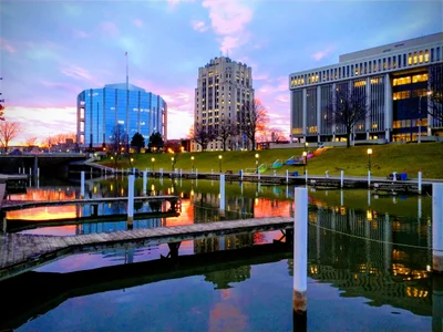 Macomb - Photo 3