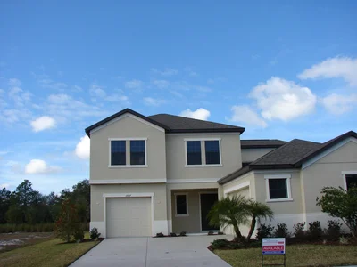 Lithia - Photo 4