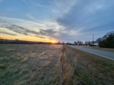 Harrah - Photo 2