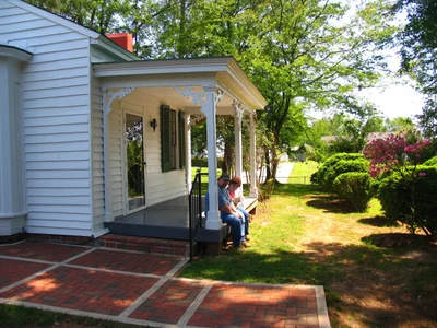 Tuscumbia - Photo 4