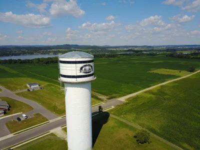 West Salem - Photo 2