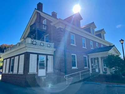 Tazewell - Photo 3