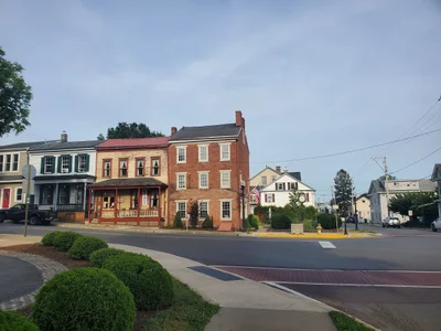 Danville - Photo 2