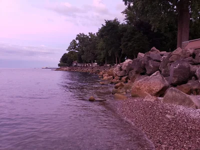 Lakeside - Photo 4