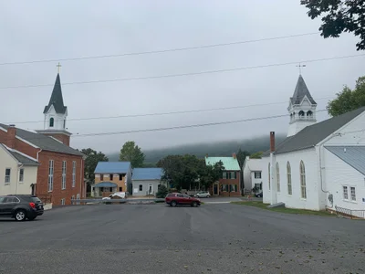 Burkittsville - Photo 4