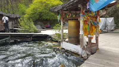 Jiuzhaigou - Photo 4
