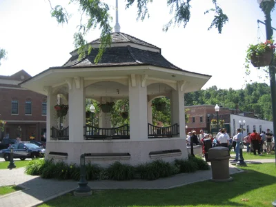 Galesville - Photo 3