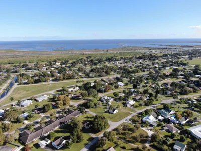 Clewiston - Photo 3