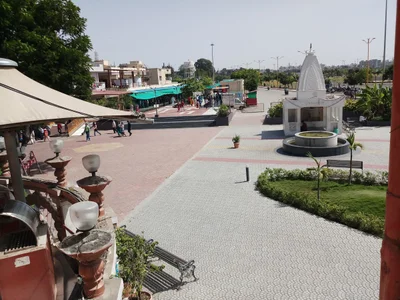Indore - Photo 2