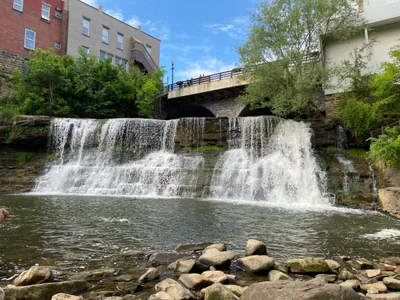 Chagrin Falls - Photo 3