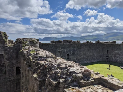 Beaumaris Castle - Photo 5