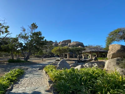 Ayo Rock Formations - Photo 3