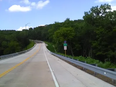 Oglesby - Photo 4